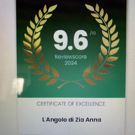 L'Angolo Di Zia Anna Montefalco Luaran gambar