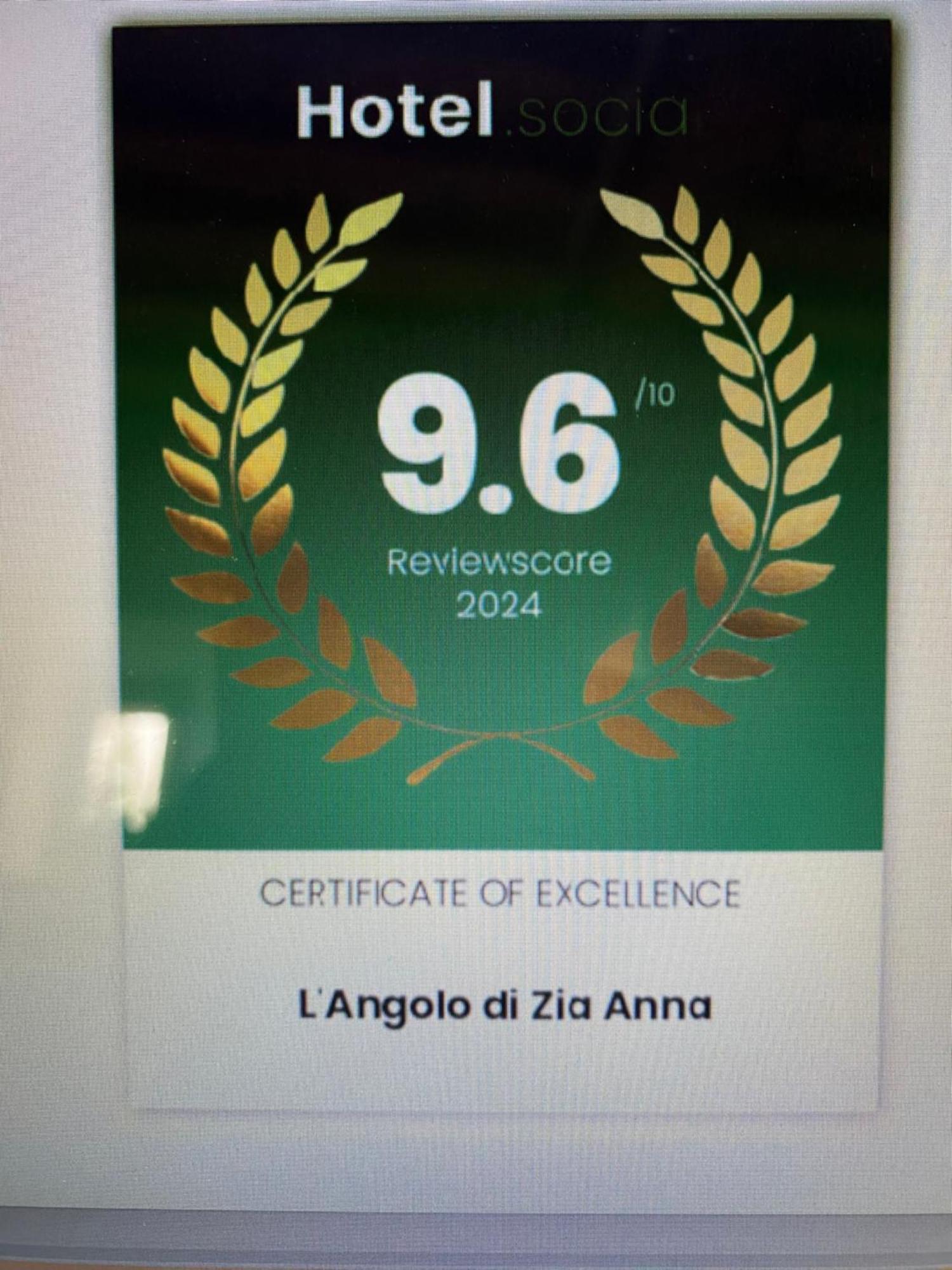 L'Angolo Di Zia Anna Montefalco Luaran gambar
